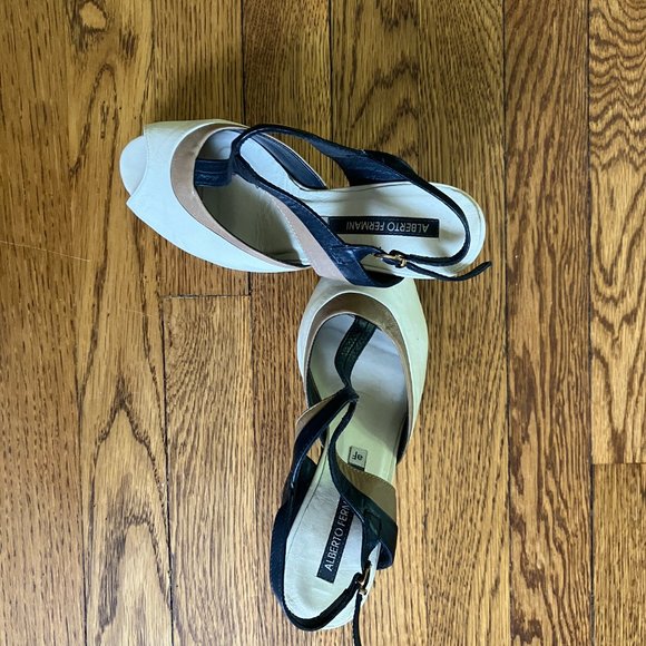 Platform Shoes - Picture 4 of 4